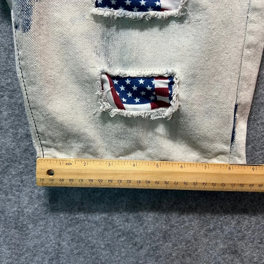 Stitches‎ & Rivets Bleach Wash Denim Shorts American Flag Patches Size 32 Jorts - Picture 3 of 8